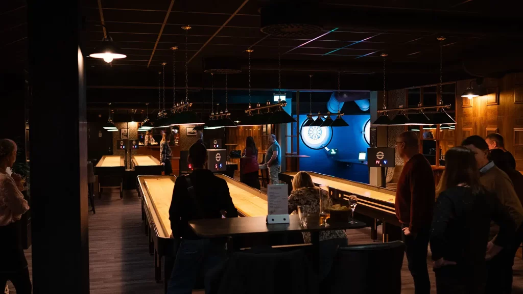 shuffleboard på hugo